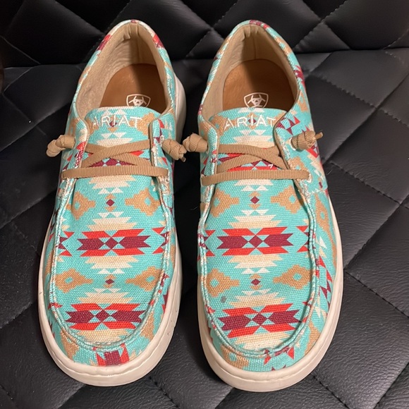 •ARIATS• - Picture 4 of 8